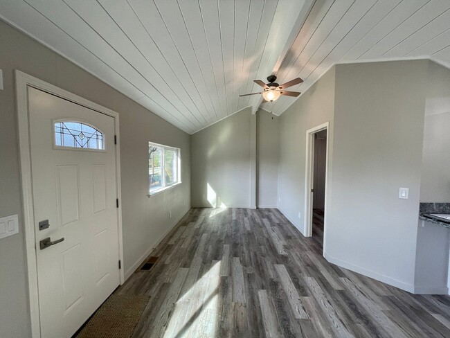 Photo - 12909 La Barr Mdws Rd