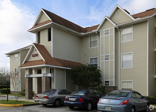 Photo - Tivoli Apartments