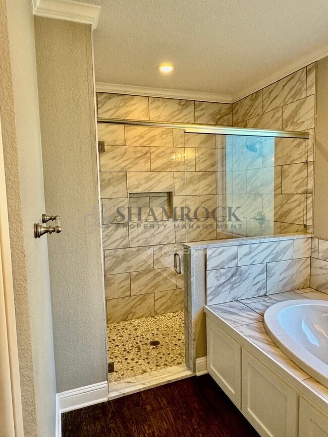 Photo - 10305 T Bury Ln