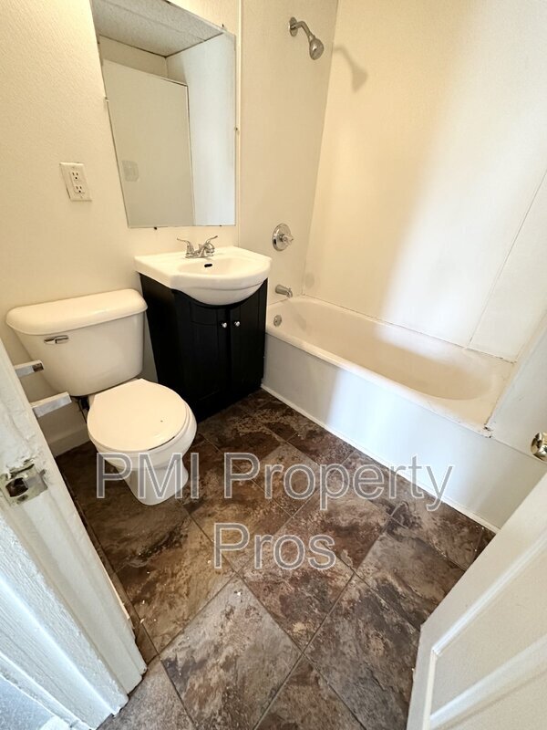 Photo - 3902 W Hope Ave