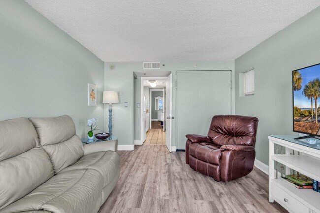 647 N Creekside Dr Unit SI ID1268181P