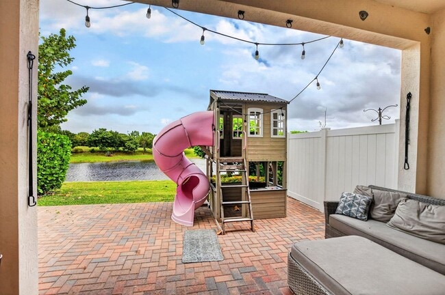 Photo - Akenside Drive, Boca Raton, FL 33428 - 3 BR 3 BA townhouse
