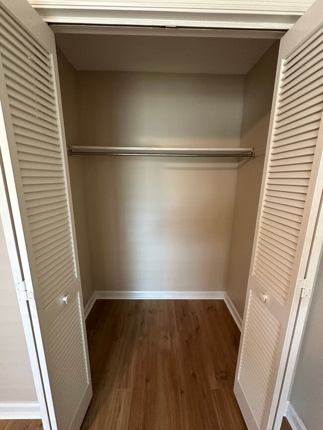 Photo - 2145 Westmead Dr SW Unit D