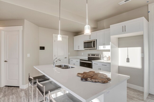 Photo - Come take a look at this End unit in the F... Townhome