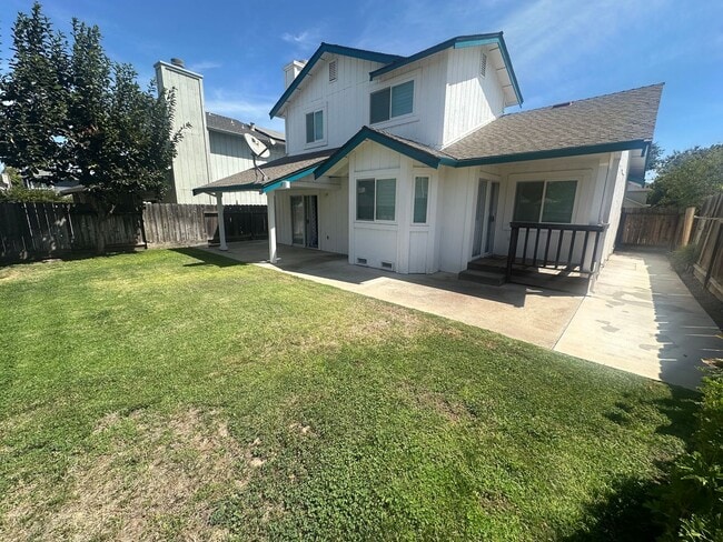 Photo - 1709 Badger Way