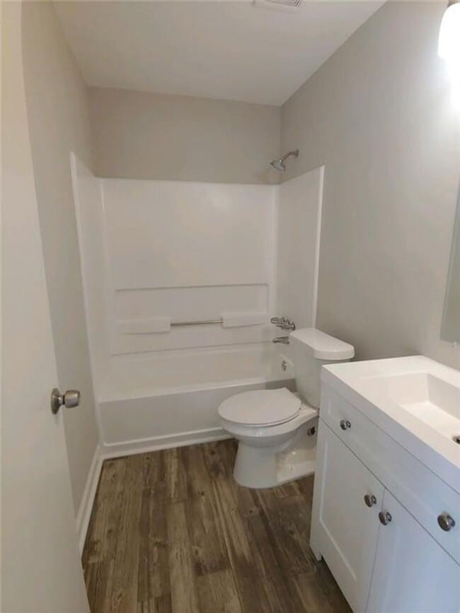 Photo - 3 bdrm, 2.5 bath in Stone Mountain