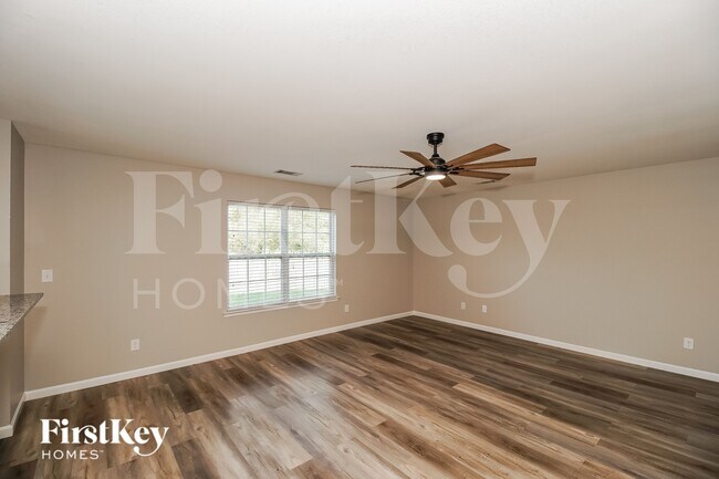 Photo - 11677 Striker Ln