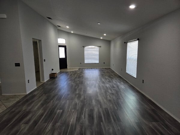 2235 Lakeridge Dr