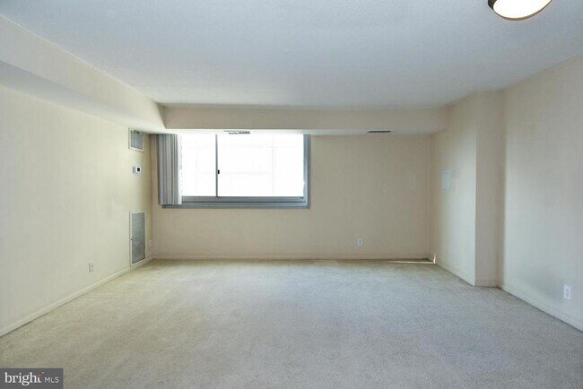 Photo - 4601 N Park Ave Unit 605W