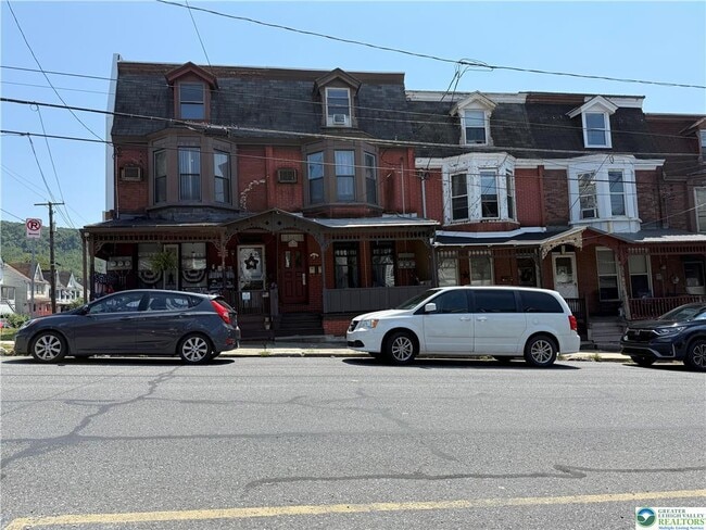 Building Photo - 244 Mauch Chunk St Unit 1 Rental