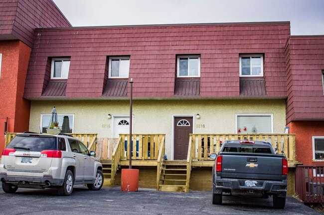 Photo - Finlayson Drive Townhomes