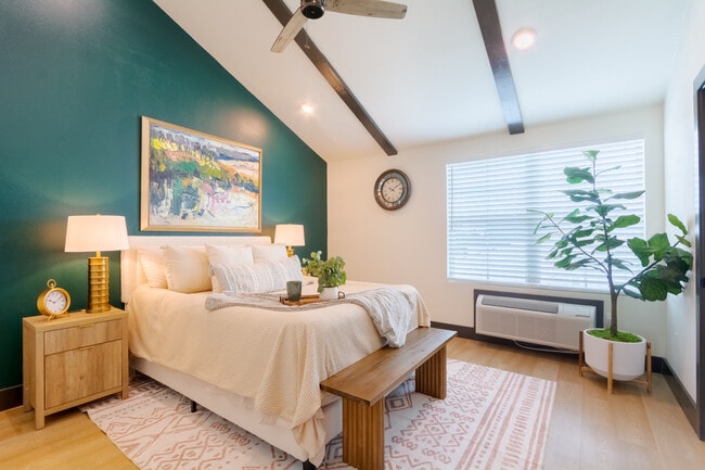 2BR, 2BA - 1,314SF - Bedroom
