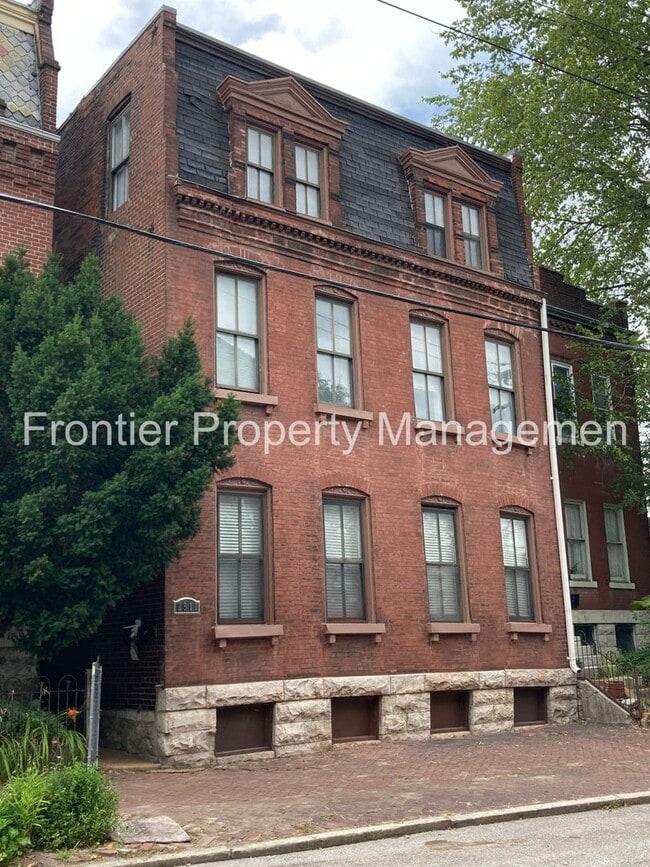 Building Photo - 2511-2513-2513 S 9th St Unit 2511 S 9th St. -  # B Rental