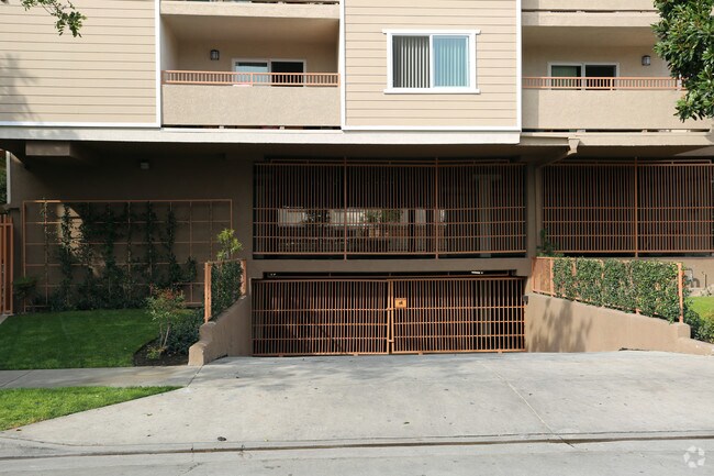 Photo - Garnsey Apartments