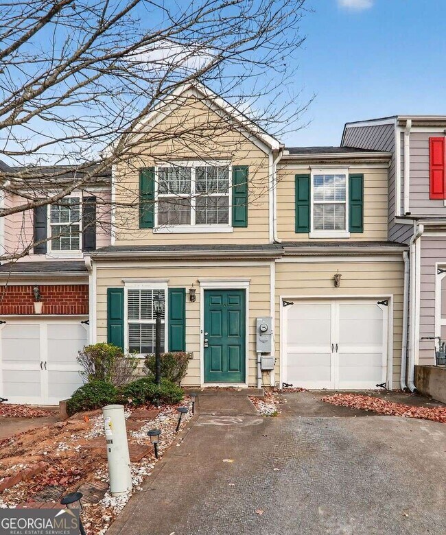 Building Photo - 230 Valley Xing