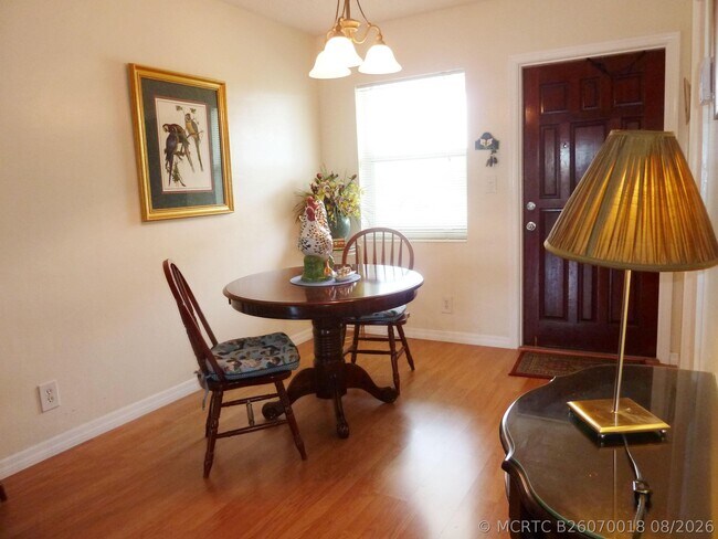 Photo - 1510 SE 15th St Unit 304