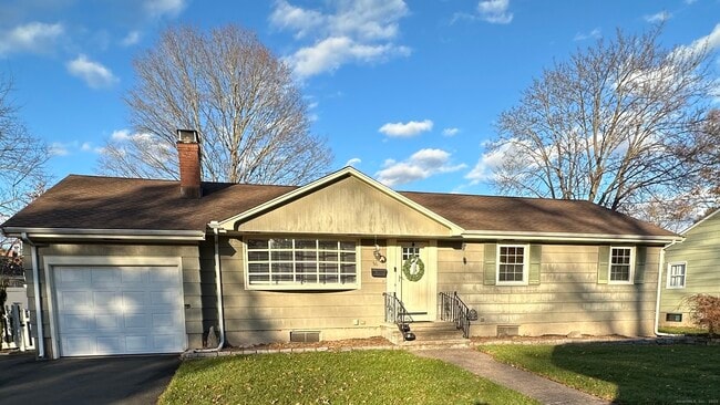 Building Photo - 56 Dessa Dr