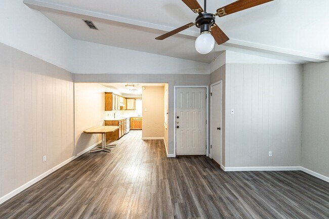 Photo - 6502 26th St Unidad B