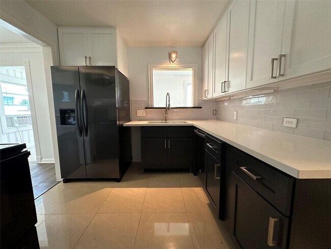 Photo - 3809 Wentworth St