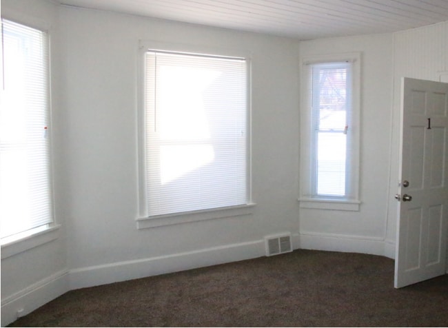 Photo - 2316 W 9th St Unit Apt 1