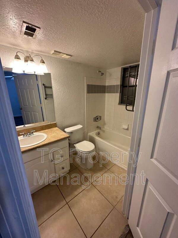 Photo - 805 Boardwalk Dr