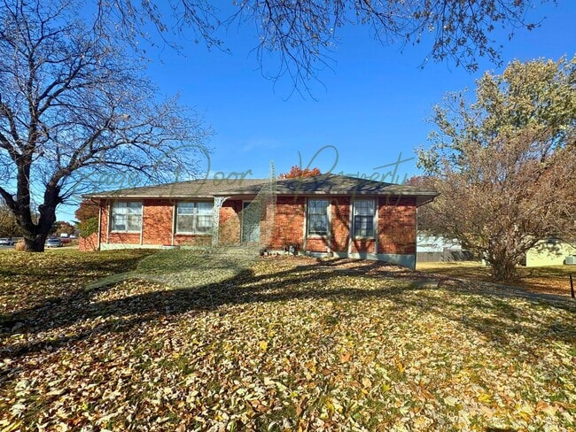 Building Photo - BEAUTIFUL HOME IN KANSAS CITY KANSAS