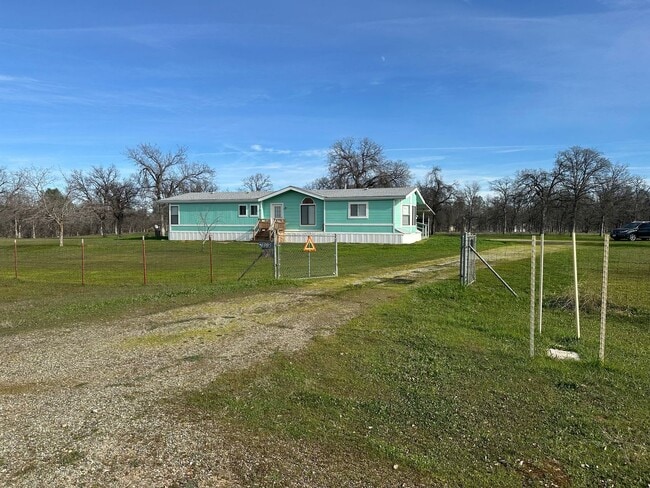 Photo - Peaceful Country Living on 2 Fenced Acres