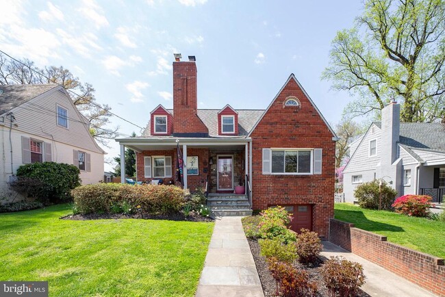 Photo - 311 Timberwood Ave House