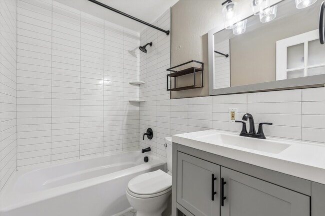 Photo - Wimbledon Condominium