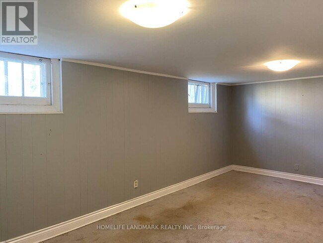 Photo - 11 Hutton Ave