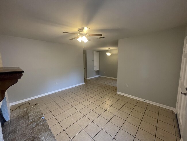 Photo - 7047 Meadow Park Ave