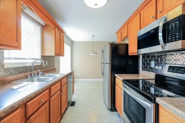 Photo - 333 Quail Hollow Rd