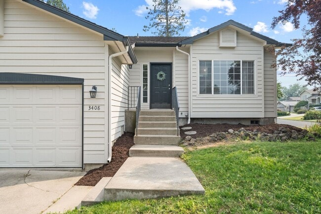 3408 E 48th Ct