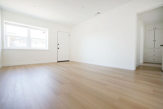 Photo - 14857 Morrison St Unit 14849