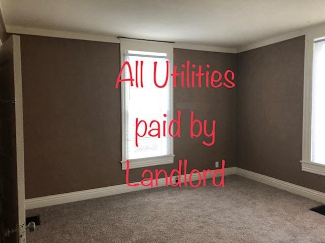 Photo - 901 W 6th St Apartamento Unidad B