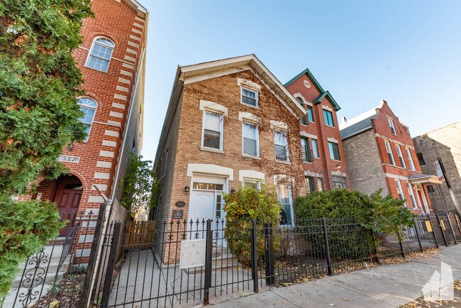 Photo - 848 N Wood St Unidad 1