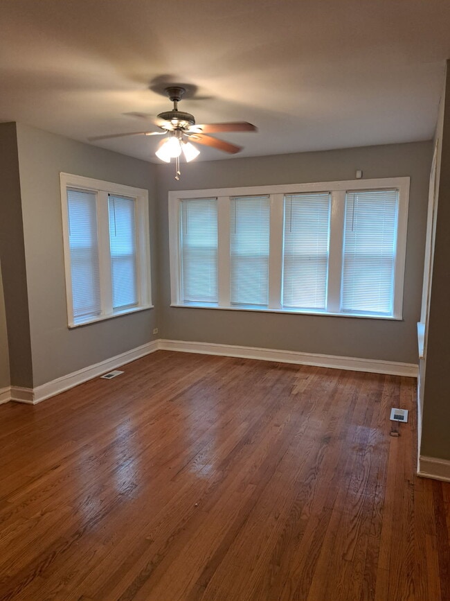 Building Photo - 7810 S Marshfield Ave Unit 1 Rental