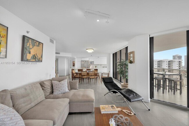 Photo - 3598 Yacht Club Dr Unit 1403