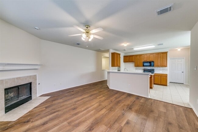 Photo - 9121 Portage Ln