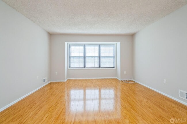 15 Feiler Ct