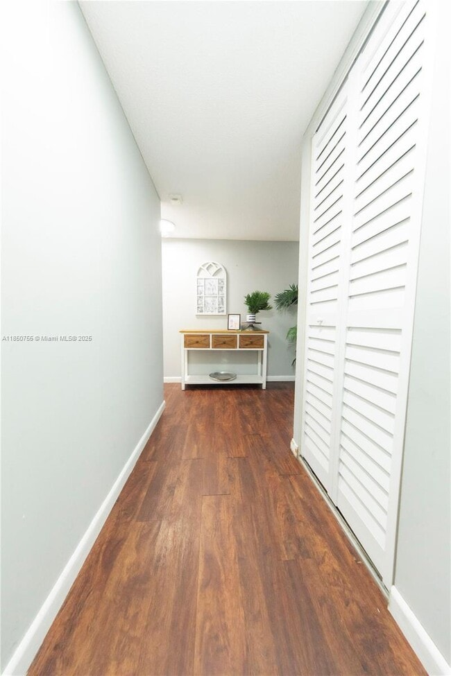 Photo - 4166 Inverrary Dr Unit 401