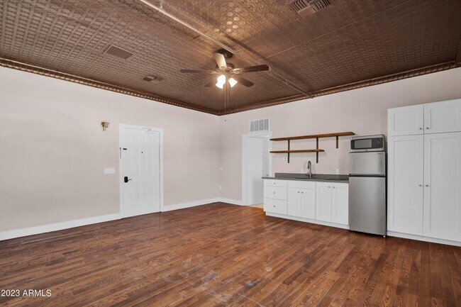 Photo - 5753 W Glendale Ave Unit Apt 203