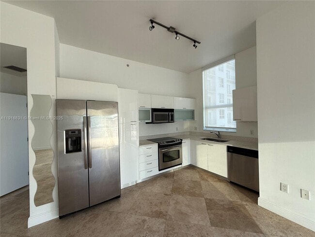 Photo - 133 NE 2nd Ave Unit 2912