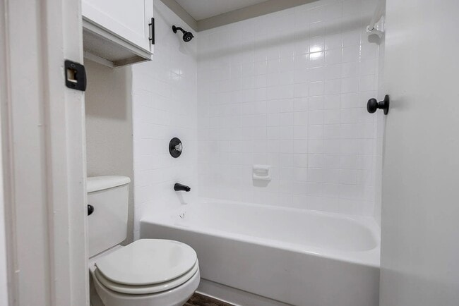 Building Photo - 15100 Golden Eagle Dr Unit 1006