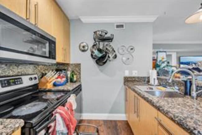 811 NE 14th Pl Unidad 10