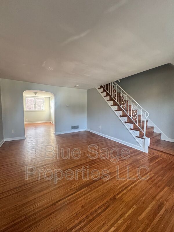 Photo - 2304 Bond Ave