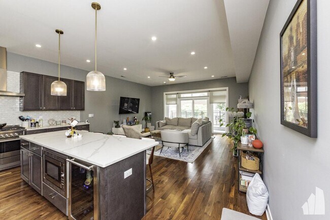 Photo - 2 bedroom in Chicago IL 60647 Unit 2C