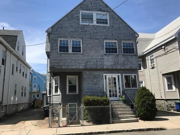 Building Photo - 11 Lowden Ave Unit 2
