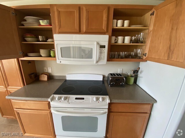Building Photo - 2668 Somerville Loop Unit 804 Rental