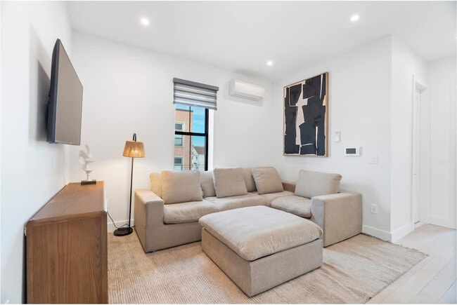 Photo - 81 Crescent Ave Unidad SI ID1470338P